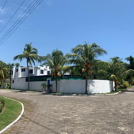 Chalet Casa Vacacional Riveras De Chulamar Puerto San José 外观 照片